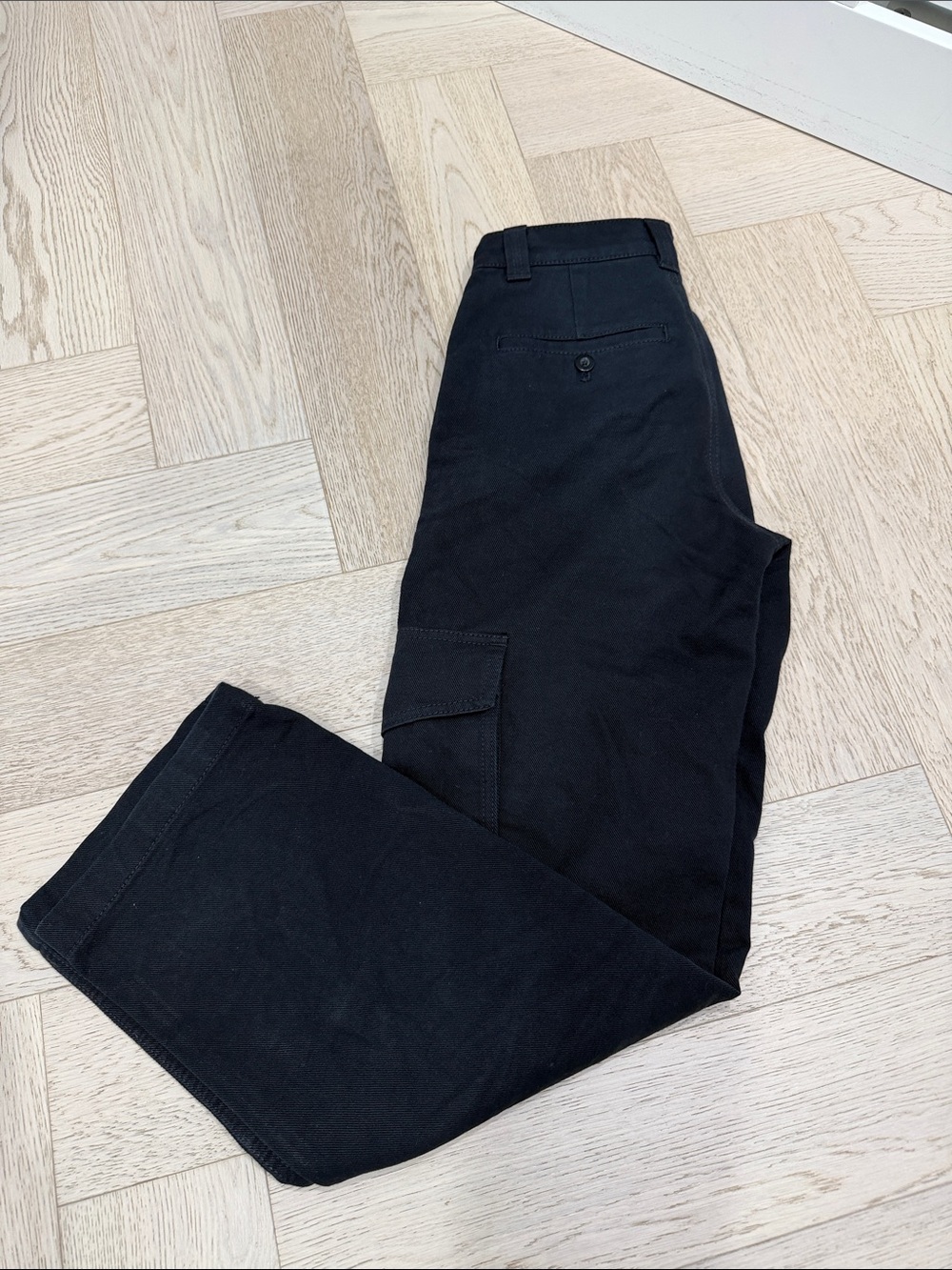 TNA cargos black size 0